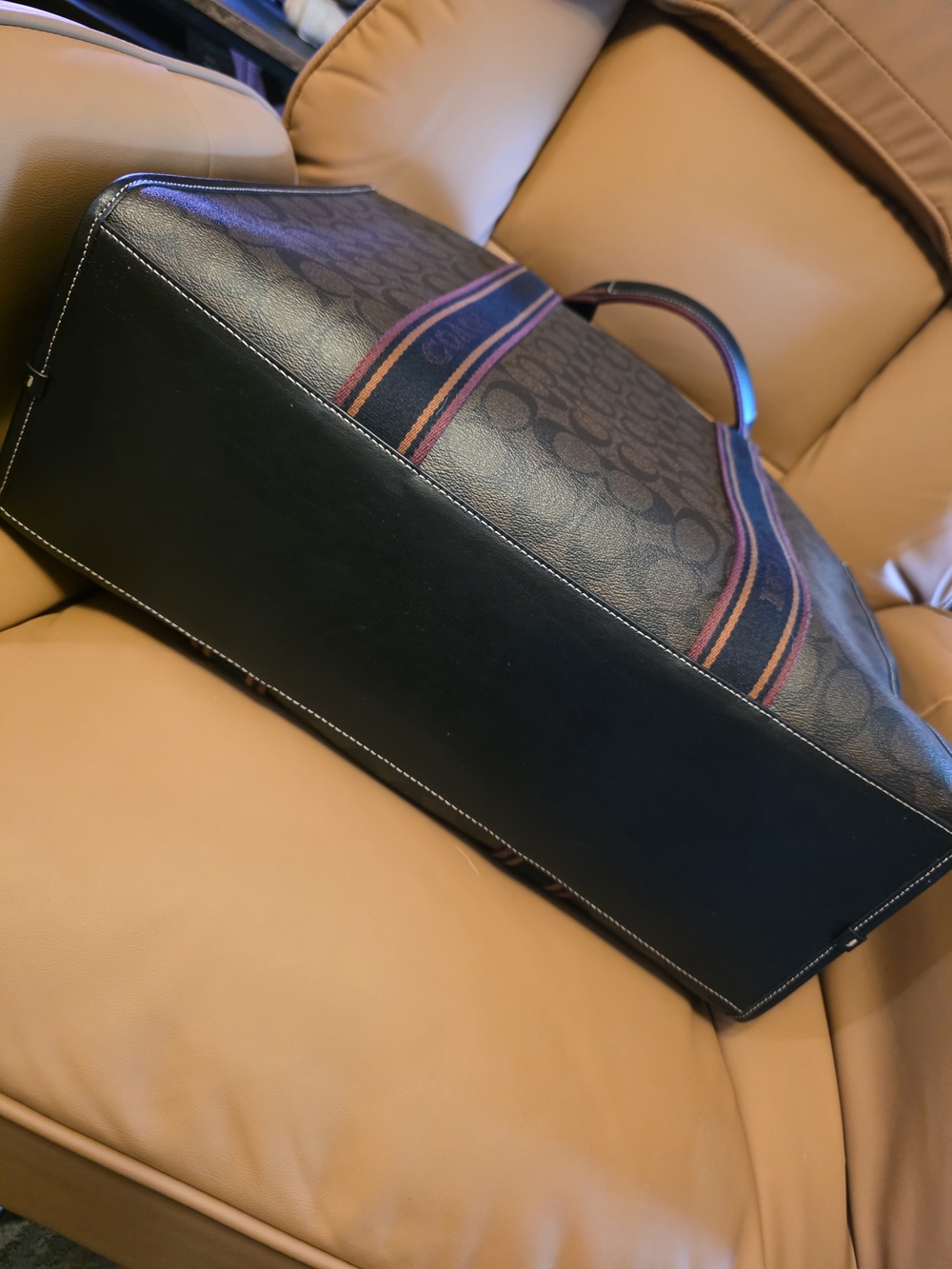 Large Smith Coach Tote Bag. Like New - Picture 11 of 14
